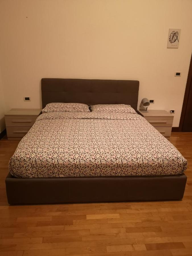 New Life Bed & Breakfast เมสเตร ภายนอก รูปภาพ