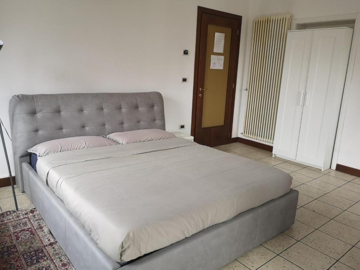 New Life Bed & Breakfast เมสเตร ภายนอก รูปภาพ